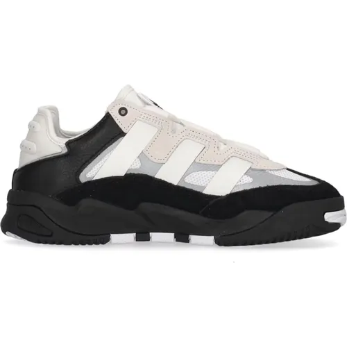 Cloud Low Sneaker Black Silver , male, Sizes: 10 2/3 UK, 10 UK, 11 1/3 UK, 12 UK, 9 1/3 UK - Adidas - Modalova