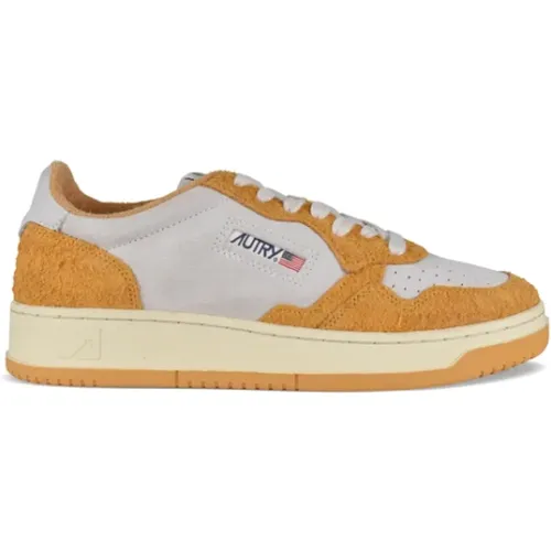 Weiße und Orange Wildleder Sneakers - Autry - Modalova