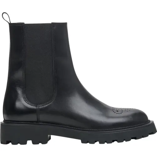 Chelsea Boots, female, , Size: 7 US Leather Ankle Boots with Decorative Perforations - Estro - Modalova