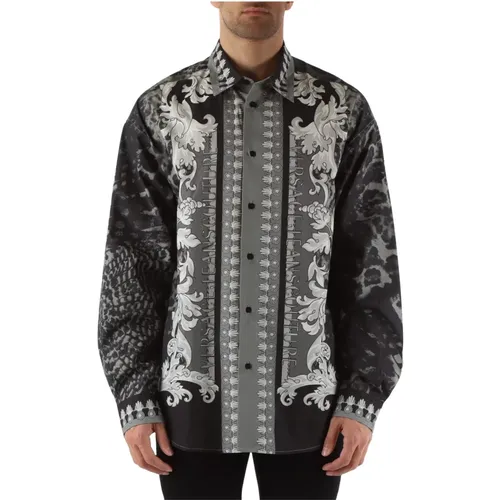 Oversized Cotton Shirt with All-Over Print , male, Sizes: XL, M, S, L - Versace Jeans Couture - Modalova