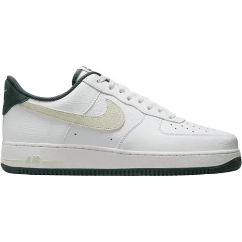 Vintage Green Air Force 1 '07 Sneakers , Herren, Größe: 41 EU - Nike - Modalova