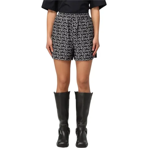 Short Shorts, female, , Size: 3XS Silver Elegant Women's Relaxed Fit Shorts - Burberry - Modalova
