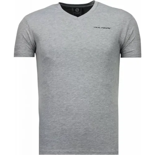 Basic Exklusiver V-Ausschnitt - T-Shirt Herren - 5799Gs - Local Fanatic - Modalova