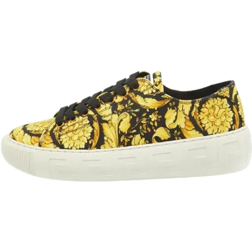 Pre-owned Sneakers, female, , Size: 10 US Pre-owned Canvas sneakers - Versace Pre-owned - Modalova