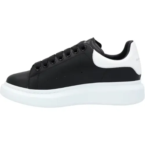 Leather sneakers , female, Sizes: 5 UK - alexander mcqueen - Modalova