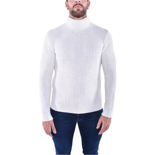 Turtlenecks, male, , Size: 2XL Skinny Turtleneck in Cream - Eleventy - Modalova