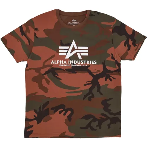 T-Shirts, male, , Size: M Basic Camo Tee - Streetwear Collection - alpha industries - Modalova