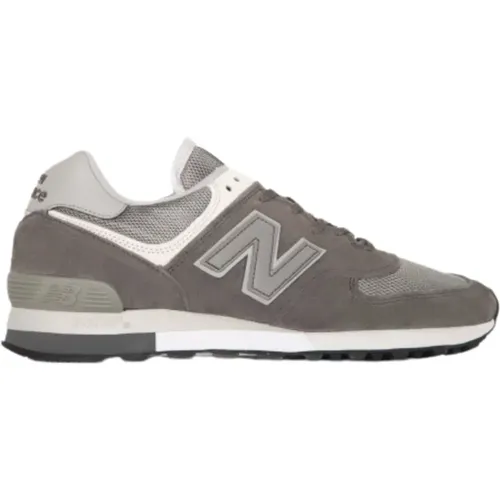 Grey Flat Shoes 576 Sneakers , male, Sizes: 10 UK, 8 1/2 UK, 8 UK, 6 1/2 UK, 7 1/2 UK - New Balance - Modalova