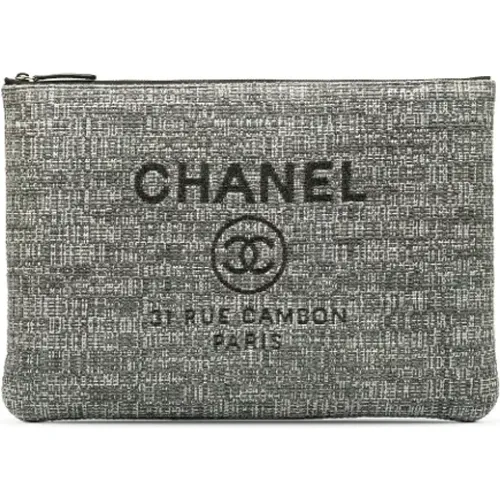 Pre-owned Canvas clutches , female, Sizes: ONE SIZE - Chanel Vintage - Modalova