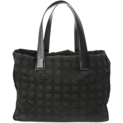 Pre-owned Tote Bags, female, , Size: ONE SIZE Pre-owned Nylon shoulder-bags - Chanel Vintage - Modalova