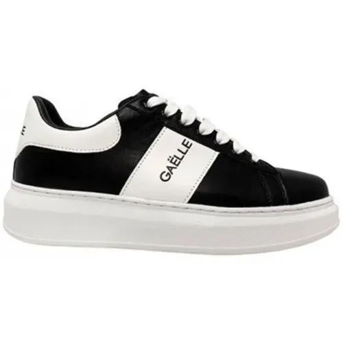 Mens Logo Insert Sneakers , male, Sizes: 12 UK, 8 UK, 7 UK, 9 UK, 10 UK, 11 UK - Gaëlle Paris - Modalova