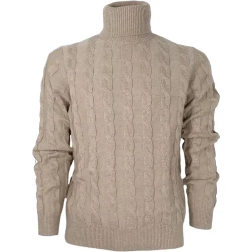 Turtlenecks, male, , Size: M Men's Slim Fit Braided Turtleneck Camel - Cashmere Company - Modalova