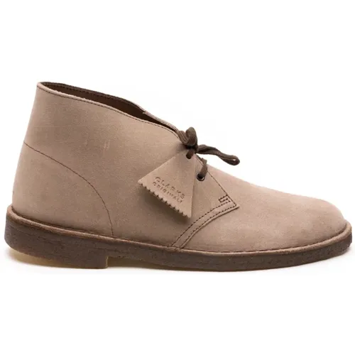 Flat Suede Desert Boots , male, Sizes: 7 1/2 UK, 8 UK, 7 UK, 8 1/2 UK - Clarks - Modalova