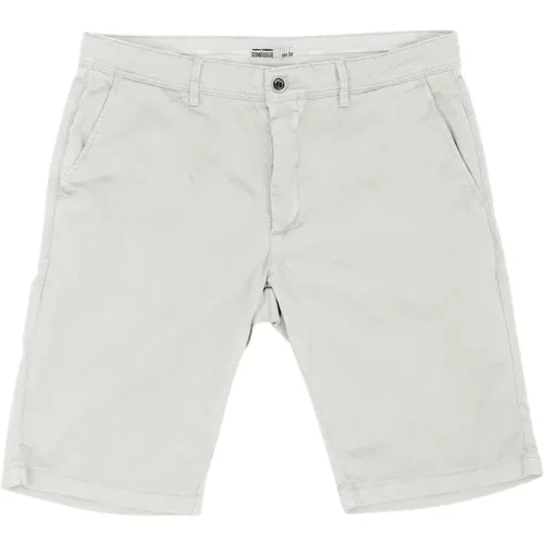 Weiße Urban Bermuda Shorts - BomBoogie - Modalova