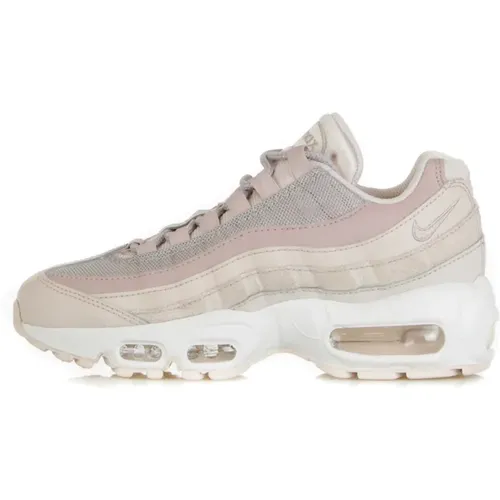 Sneakers, female, , Size: 5 1/2 US Air Max 95 Women's Low Shoe - Nike - Modalova