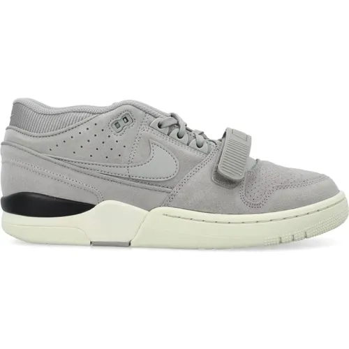 Modern Mid-Cut Leather Sneakers , female, Sizes: 5 1/2 UK, 4 1/2 UK, 9 UK, 8 1/2 UK, 7 UK, 5 UK, 6 1/2 UK, 6 UK, 4 UK, 7 1/2 UK, 3 1/2 UK - Nike - Modalova