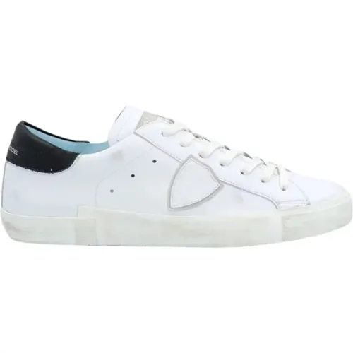 Low Top Sneakers with Distressed Detailing , male, Sizes: 9 UK, 8 UK, 11 UK, 10 UK, 6 UK, 7 UK, 12 UK - Philippe Model - Modalova