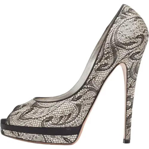 Pre-owned Pumps, female, , Size: 8 1/2 US Pre-owned Lace heels - Casadei Pre-owned - Modalova