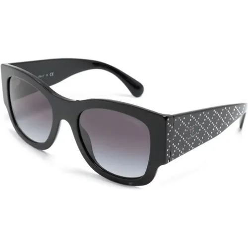 Stilvolle Sonnenbrille mit Zubehör , Damen, Größe: 53 MM - Chanel - Modalova