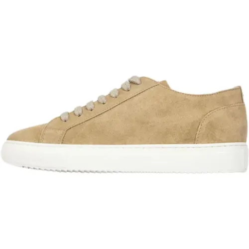 Handcrafted Suede Lace-up Sneakers , male, Sizes: 9 UK, 7 UK, 7 1/2 UK, 8 UK, 6 UK - Doucal's - Modalova