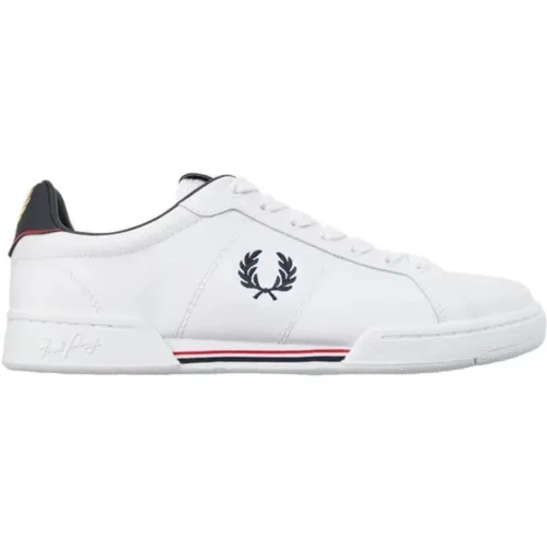 Classic Leather Tennis Shoes , male, Sizes: 6 UK - Fred Perry - Modalova