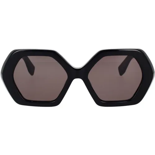 Sechseckige Sonnenbrille mit mutigem schwarzem Rahmen und hellgrauen Gläsern - Ambush - Modalova