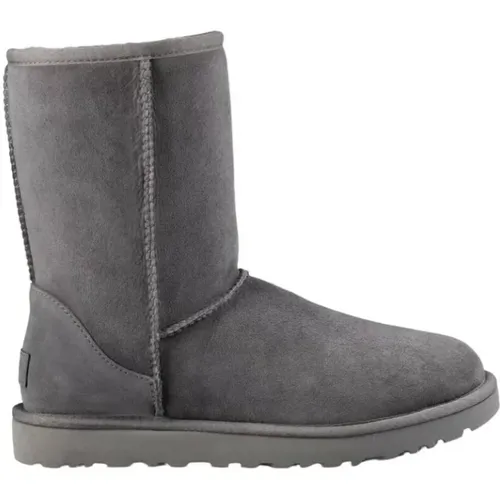 Classic Short II Boots , female, Sizes: 3 UK - Ugg - Modalova