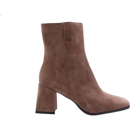 Heeled Boots , female, Sizes: 5 UK, 4 UK, 8 UK - Nando Neri - Modalova