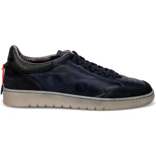 Sneakers, male, , Size: 7 US Leather Sneaker with Suede Details - Barracuda - Modalova