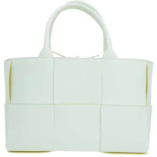 Maxi Intreccio Tote Bag in Ice Color , female, Sizes: ONE SIZE - Bottega Veneta - Modalova