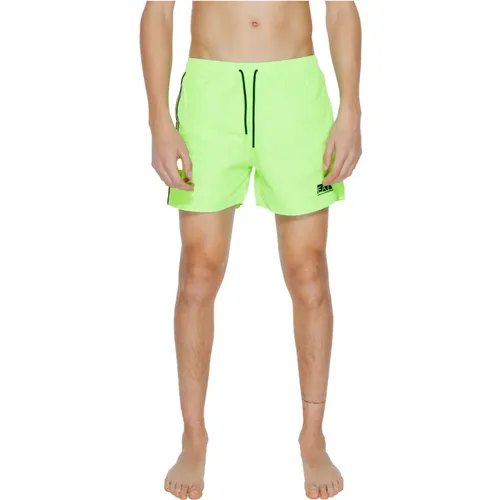 Grüne Badeshorts mit Taschen - Emporio Armani EA7 - Modalova