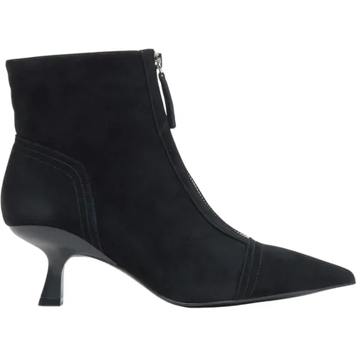 Women's Velour Ankle Boots with a Low Stiletto Heel Er00115873 , female, Sizes: 5 UK, 4 UK, 6 UK, 7 UK, 3 UK, 2 UK - Estro - Modalova