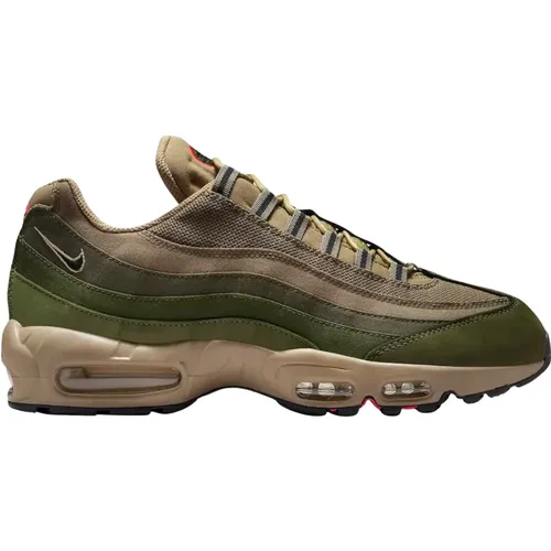 Limited Edition Air Max 95 Green , male, Sizes: 12 UK, 8 1/2 UK, 11 1/2 UK, 6 1/2 UK, 9 UK, 13 1/2 UK, 10 1/2 UK, 11 UK, 4 1/2 UK, 13 UK, 10 UK, 7 UK, - Nike - Modalova