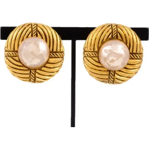 Pre-owned Metal earrings , female, Sizes: ONE SIZE - Chanel Vintage - Modalova