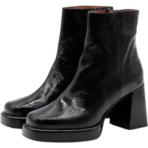 Square Toe Boots Glossy Leather , female, Sizes: 7 UK, 6 1/2 UK, 5 1/2 UK, 6 UK - Thea Mika - Modalova
