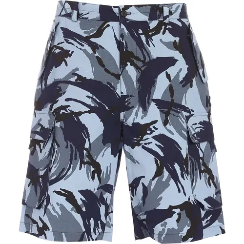 Casual Shorts, male, , Size: W32 Camouflage Cargo Shorts - Kenzo - Modalova