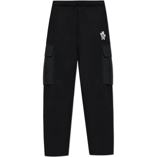 Sweatpants, male, , Size: S cargo style sweatpants - Moncler - Modalova