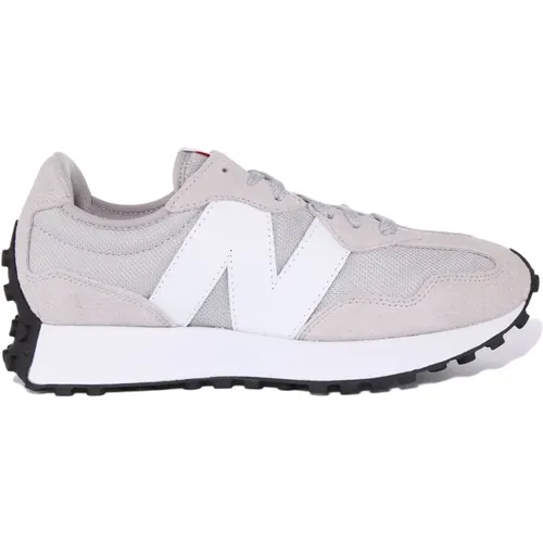 Casual Sneakers Grey White Men Stylish , male, Sizes: 9 UK, 13 1/2 UK, 6 UK, 12 1/2 UK, 3 1/2 UK, 7 1/2 UK, 5 1/2 UK, 11 1/2 UK, 8 1/2 UK, 2 UK, 4 UK, - New Balance - Modalova