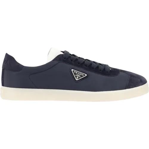 Sneakers, male, , Size: 7 1/2 US Stylish Low-Top Sneakers for Everyday Wear - Prada - Modalova