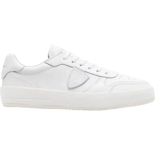 V001 Sneakers , male, Sizes: 7 UK - Philippe Model - Modalova