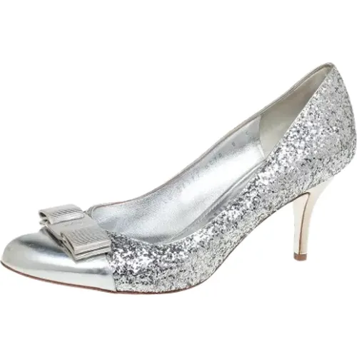 Pre-owned Pumps, female, , Size: 8 1/2 US Pre-owned Fabric heels - Salvatore Ferragamo Pre-owned - Modalova