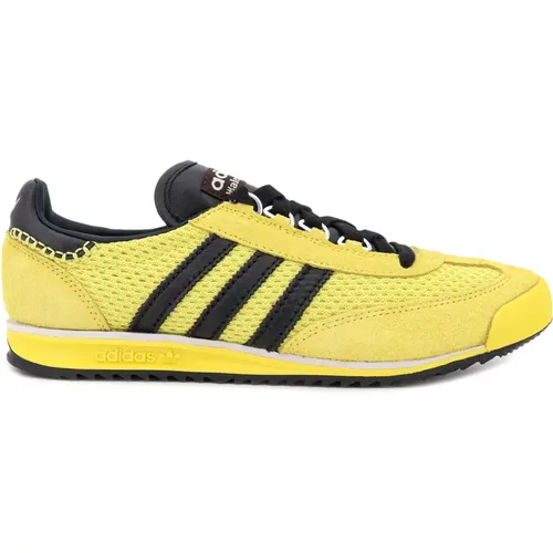Gelbe Sneakers Schnürung Gummisohle , Herren, Größe: 44 EU - Adidas - Modalova