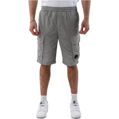 Casual Shorts, male, , Size: XL Chrome-R Cargo Shorts - C.P. Company - Modalova