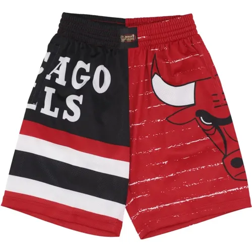 Sportswear, male, , Size: M Chicago Bulls NBA Basketball Shorts - Mitchell & Ness - Modalova