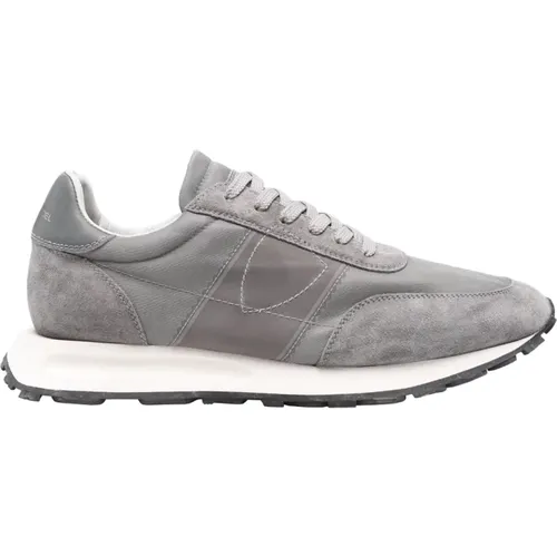 Graue Sportlich Elegante Sneakers , Herren, Größe: 44 EU - Philippe Model - Modalova