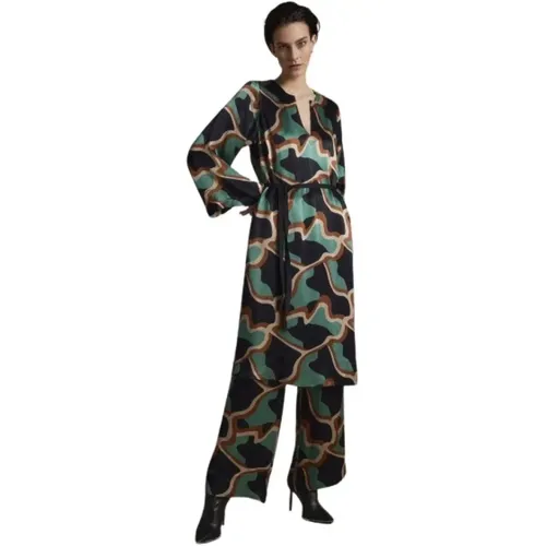 Erhöhe deinen Stil mit diesem Midi-Kleid - Summum Woman - Modalova