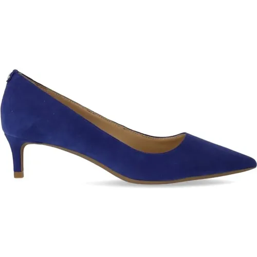 Michael kors best sale blue pumps