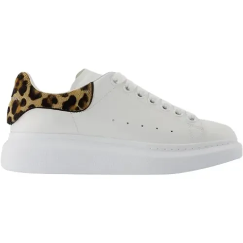 Leather sneakers , female, Sizes: 7 UK - alexander mcqueen - Modalova