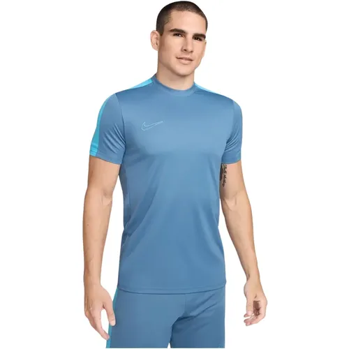 Sportives Dri-Fit Herren T-Shirt , Herren, Größe: S - Nike - Modalova