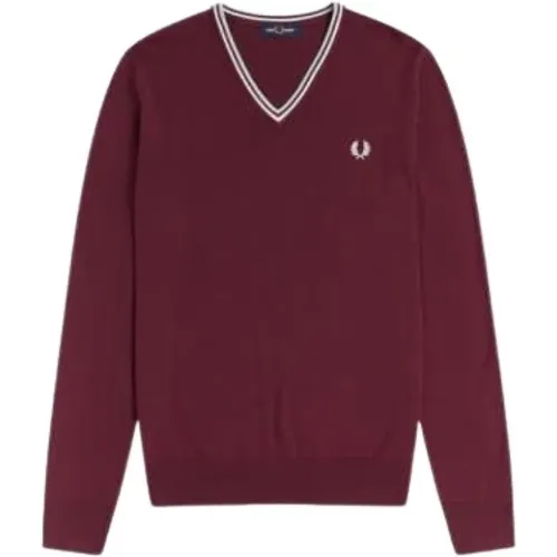 V-neck Knitwear, male, , Size: XL Classic V Neck Jumper Burgundy - Fred Perry - Modalova